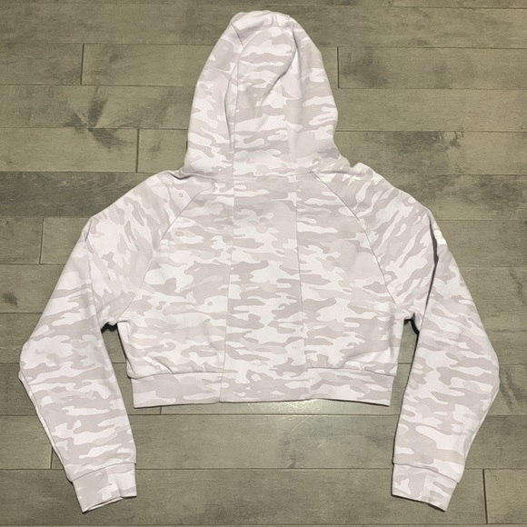 Alphalete Identity Pro Crop Hoodie - Silver Camo - Medium - Picture 6 of 9